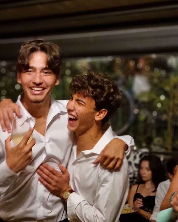 Festa 18 anni a Roma al The Apartment con amici e DJ set