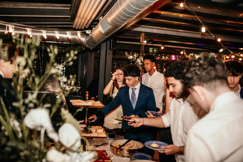 Buffet e apericena per festa 18 anni Roma al The Apartment